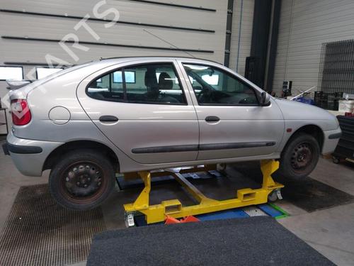 Venstre bak utvendig håndtak RENAULT MEGANE I (BA0/1_) 1.9 dCi (BA05, BA1F) | BP25372208C130 