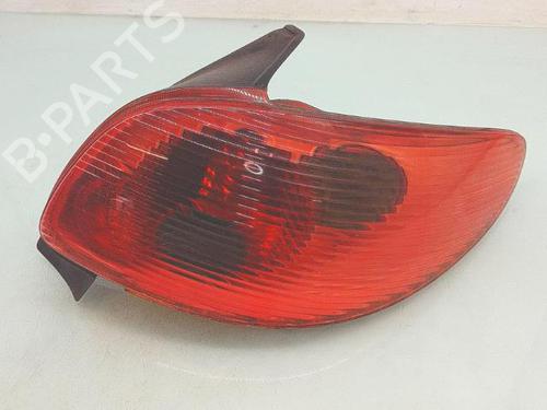 Used Right taillight Right taillight PEUGEOT 206 Hatchback (2A/C) [1998-2012] 33540334 33540334