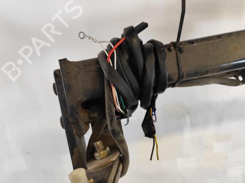 Used Tow ball/Mechanism Tow ball/Mechanism RENAULT MEGANE I (BA0/1_) 1.6 16V (BA04, BA0B, BA11, BA1J, BA16, BA19, BA1K, BA1V,... (107 hp) 40050939 40050939