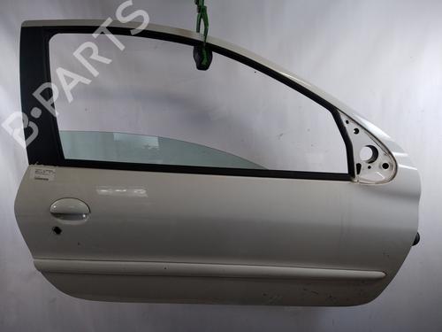 Used Right front door PEUGEOT 206+ (2L_, 2M_) 1.4 HDi eco 70 (68 hp) 25370964