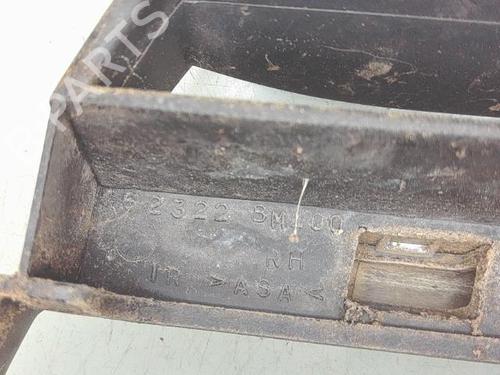 grille-nissan-almera-ii-hatchback-n16-2000-34117169 main image