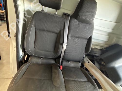 Right front seat RENAULT TRAFIC III Van (FG_) 1.6 dCi 115 (FGMD) | BP37661483C16 - Image 2