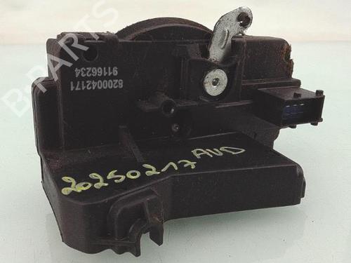 Used Front right lock RENAULT TRAFIC II Bus (JL) 2.0 dCi 90 (JL00, JL01, JL0H, JL0M, JL0P, JL0S) (90 hp) 29054660