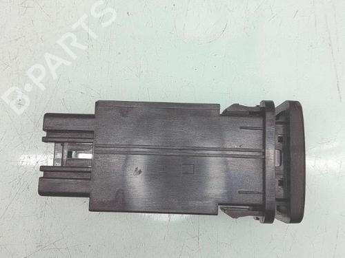 Switch LEXUS IS II (_E2_) 220d (ALE20) | BP31951045I30