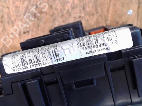 Fuse box CITROËN C5 I (DC_) 1.8 16V (DC6FZB, DC6FZE) | BP25373202E1