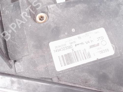 Used Right headlight Right headlight FIAT ULYSSE (179_) 2.2 JTD (128 hp) 25354359 25354359