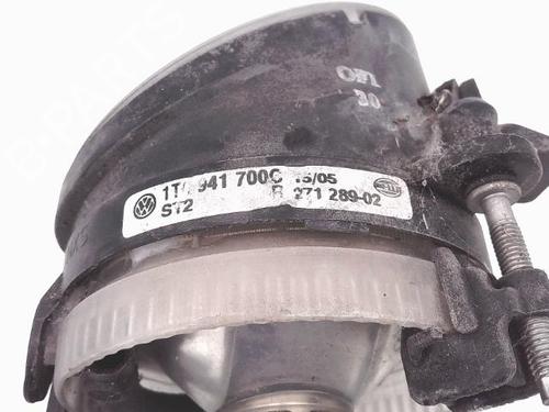 Right front fog light VW TOURAN (1T1, 1T2) 1.9 TDI | BP25357548C31