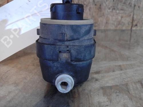 Used Headlight adjuster motor PEUGEOT 306 Hatchback (7A, 7C, N3, N5) 1.9 D (68 hp) 25372844