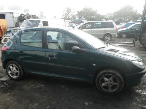 Left mirror PEUGEOT 206 Hatchback (2A/C) 1.4 i | BP27212554C26 