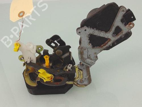 Used Rear right lock HYUNDAI TRAJET (FO) 2.0 CRDi (113 hp) 25353506