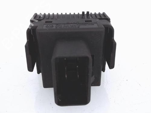 Used Headlight switch VW POLO (9N_, 9A_) 1.4 TDI (70 hp) 25361331