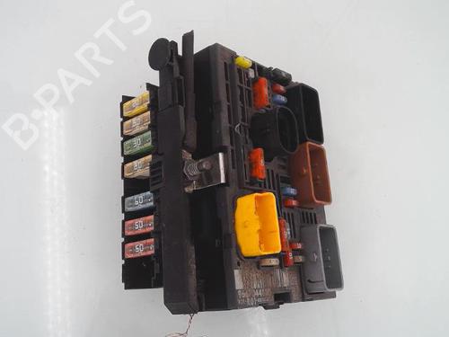 fuse-box-citroen-c4-picasso-i-mpv-ud_-2006-2007-2008-2009-2010-2011-2012-2013-2014-2015-25350129 main image
