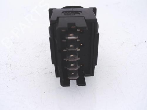 Used Right front window switch CITROËN XSARA Coupe (N0) 1.4 i (75 hp) 25372501