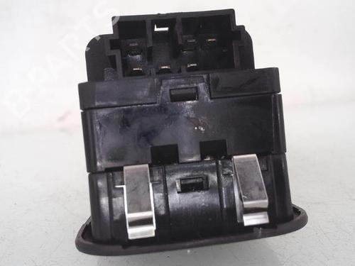 Used Left front window switch Left front window switch PEUGEOT 206+ (2L_, 2M_) 1.4 HDi eco 70 (68 hp) 25349686 25349686