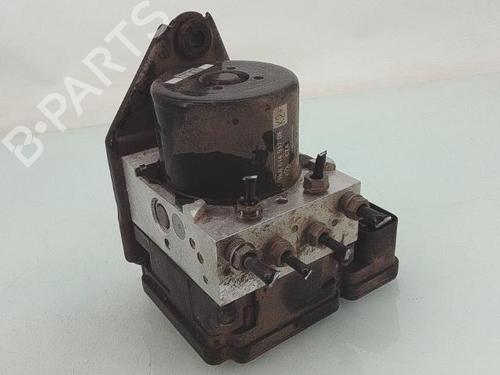 Used ABS pump VW GOLF VI (5K1) 2.0 TDI (110 hp) 29340679