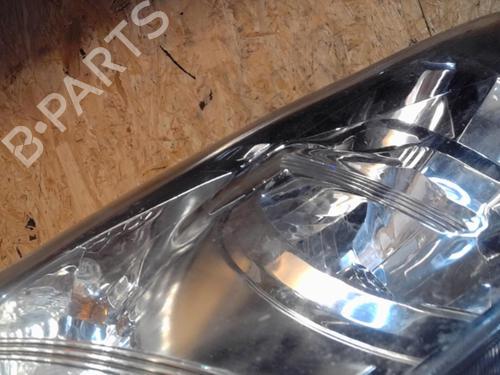 Used Right headlight CHEVROLET CRUZE (J300) 2.0 CDI (163 hp) 25372790