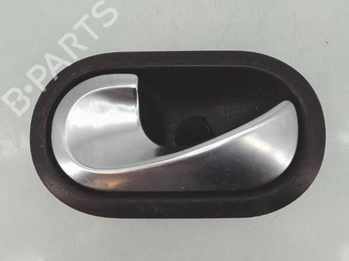 Used Front left interior door handle Front left interior door handle RENAULT SCÉNIC II (JM0/1_) 1.9 dCi (JM0G, JM12, JM1G, JM2C) (120 hp) 28611935 28611935