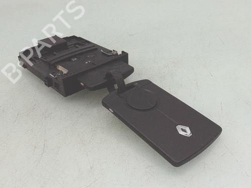 Kortlæser Kortlæser RENAULT MEGANE III Hatchback (BZ0/1_, B3_) [2008-2026] 35989427 35989427