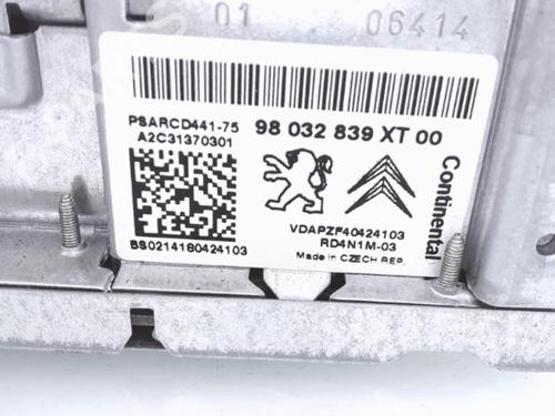 Bilradio CITROËN C3 II (SC_) 1.4 HDi 70 (SC8HZC, SC8HR0, SC8HP4) (68 hp) 25361263