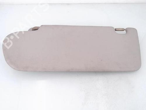 Used Right sun visor Right sun visor 25360974 25360974