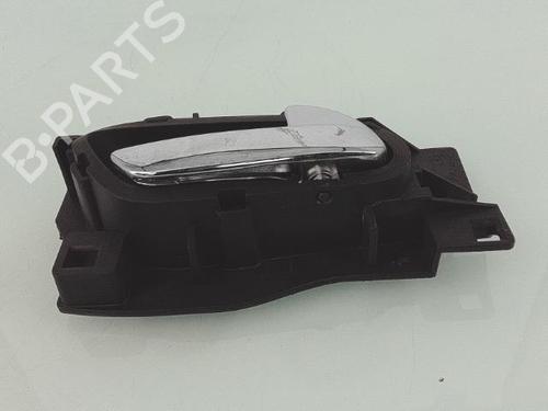 Used Front right interior door handle Front right interior door handle PEUGEOT 407 (6D_) 2.0 HDi 135 (6DRHRH, 6DRHRE, 6DRHRG, 6DRHRJ) (136 hp) 25356222 25356222