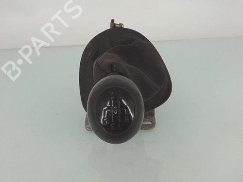 Used Gear lever RENAULT TRAFIC II Van (FL) 1.9 dCi 80 (FL0B) (82 hp) 26429448