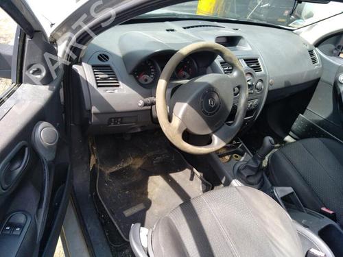 Left headlight RENAULT MEGANE II Estate (KM0/1_) 1.5 dCi (KM02, KM13) | BP25358430C28 