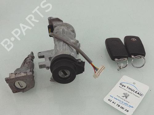 Used Ignition barrel VW GOLF VI (5K1) 2.0 TDI (110 hp) 29360156