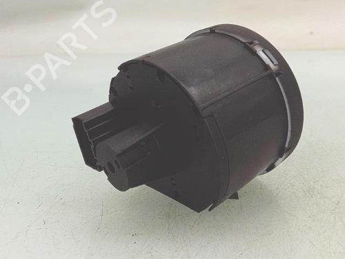 Used Headlight switch Headlight switch VW GOLF VII (5G1, BQ1, BE1, BE2) 2.0 TDI (150 hp) 39725065 39725065