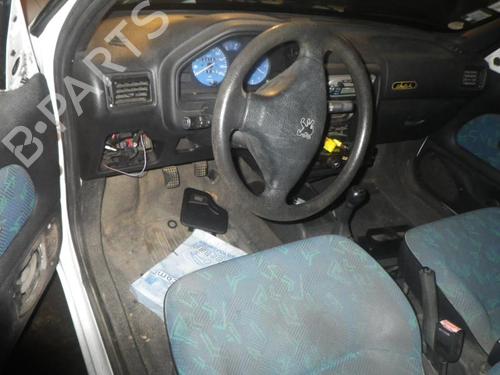 Switch PEUGEOT 106 II (1A_, 1C_) 1.0 i | BP25373554I30