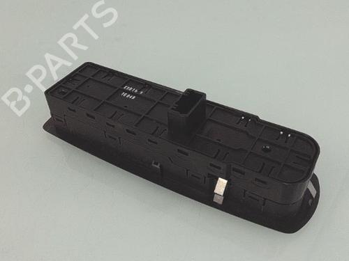 Left front window switch RENAULT MEGANE III Hatchback (BZ0/1_, B3_) 1.2 TCe (BZ2B, BZ11) | BP25352055I27 