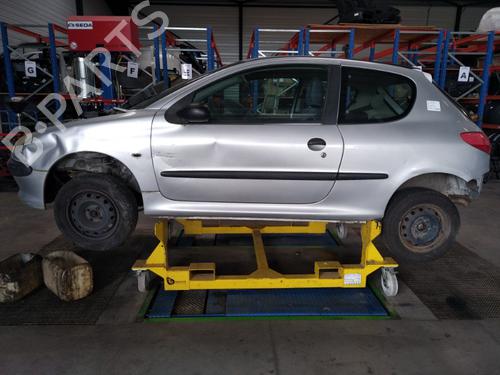 Sikringsdåse PEUGEOT 206 Hatchback (2A/C) 1.9 D | BP25350212E1 
