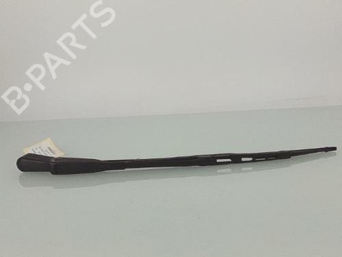 Used Rear windshield wiper arm HYUNDAI TRAJET (FO) 2.0 CRDi (113 hp) 25353503