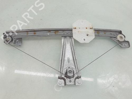 Rudehejsemekanisme venstre bagtil Rudehejsemekanisme venstre bagtil DACIA SANDERO II 1.0 SCe 75 (B8JC, B8JD, B8NC) (73 hp) 33874098 33874098