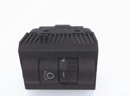 Used Headlight switch Headlight switch VW POLO IV (9N_, 9A_) 1.4 TDI (70 hp) 25361331 25361331