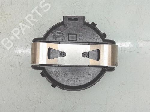 Used Electronic module Electronic module RENAULT LAGUNA III (BT0/1) 1.5 dCi (BT00, BT0A, BT0T, BT1J) (110 hp) 31853705 31853705