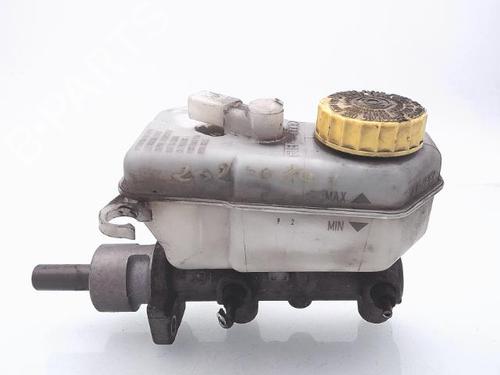 Used Brake master cylinder VW POLO (9N_, 9A_) 1.4 16V (75 hp) 25357802