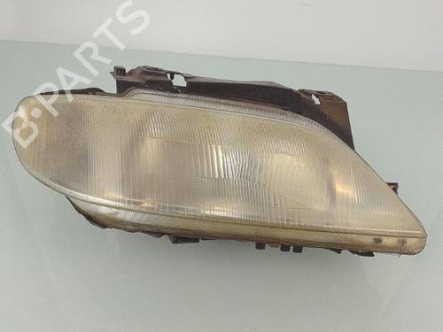 Used Right headlight CITROËN XSARA (N1) 1.4 i (75 hp) 25349569