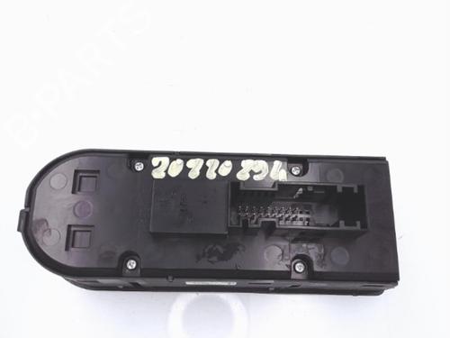 Commutateur OPEL ASTRA H (A04) 1.7 CDTI (L48) (110 hp) 25361309