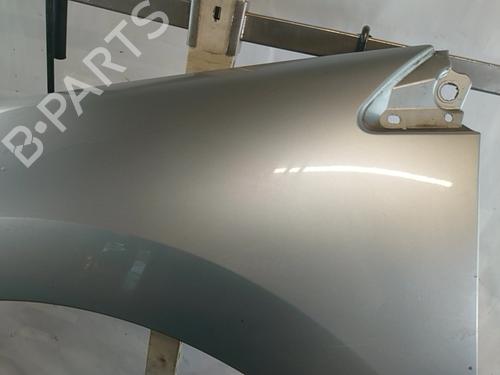 Used Left front fenders Left front fenders 36833771 36833771