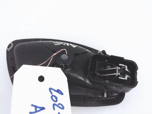 Used Front left interior door handle Front left interior door handle RENAULT MEGANE III Grandtour (KZ0/1) 1.5 dCi (KZ09, KZ0D, KZ1G, KZ29, KZ14, KZ1W, KZ10, KZ1F,... (110 hp) 25361826 25361826