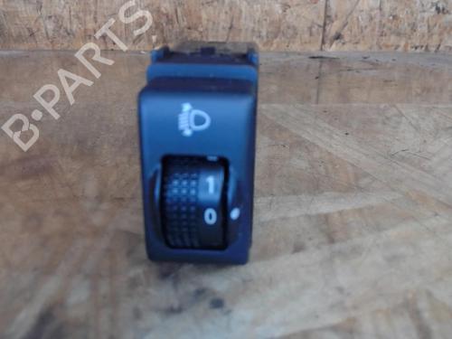 Used Headlight switch NISSAN MICRA III (K12) 1.4 16V (88 hp) 25372763