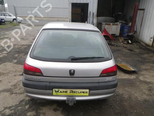 Left taillight PEUGEOT 306 (7B, N3, N5) 1.9 SRDT | BP25355101C34 