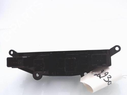 Warning switch HYUNDAI H-1 / STAREX Bus (A1) 2.5 CRDi | BP25369171I22 - Image 2