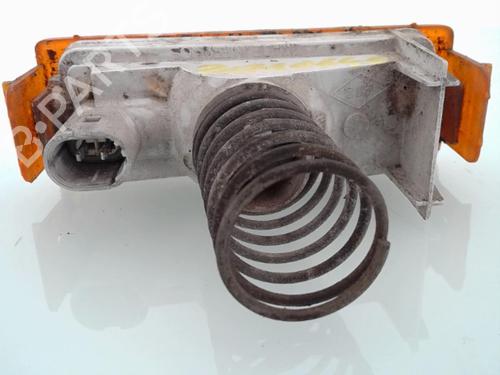 Used Right front indicator RENAULT RAPID Box Body/MPV (F40_, G40_) 1.9 D (F40R) (54 hp) 25351649