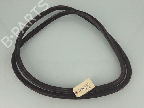 Used Rubber door seal PEUGEOT 308 II (LB_, LP_, LW_, LH_, L3_) 1.6 BlueHDi 120 (120 hp) 25352827