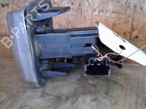 Luz matrícula Luz matrícula PEUGEOT 407 SW (6E_, 6D_) 2.0 HDi 135 (136 hp) 25373047 25373047