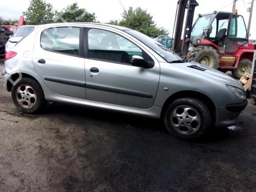 Scheinwerfer links PEUGEOT 206 Hatchback (2A/C) 1.6 16V | BP25373661C28 