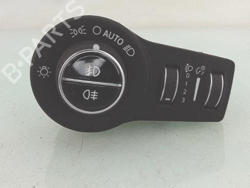 Used Headlight switch FIAT 500X (334_) 1.6 D Multijet (334AXA1B, 334AXA11) (120 hp) 30520310