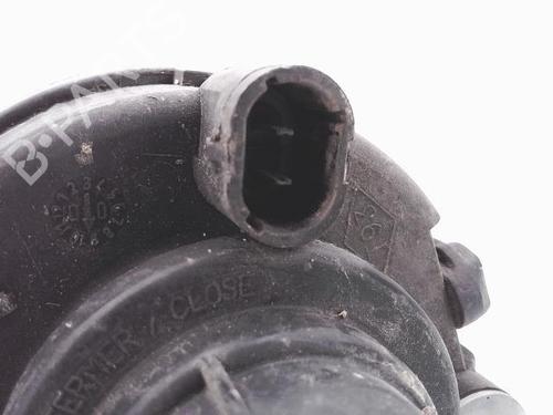 Used Right front fog light Right front fog light RENAULT SCÉNIC I MPV (JA0/1_, FA0_) 1.9 dCi (JA05, JA1F) (102 hp) 25353176 25353176